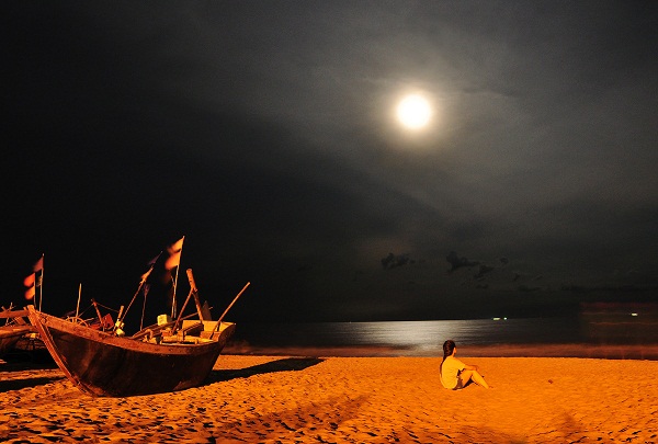 dạo biển Sầm Sơn - biển sầm sơn về đêm